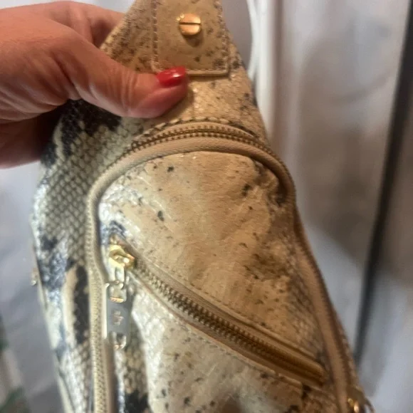 ALEXIS HUDSON Designer Snake Skin Leather Large handbag Two Zipper Closure - Picture 7 of 13